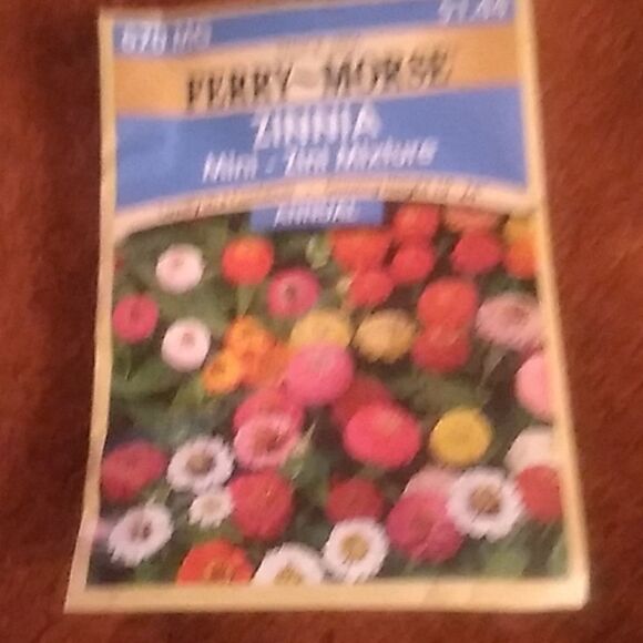 Gift Bundle   - Picture 4 of 9